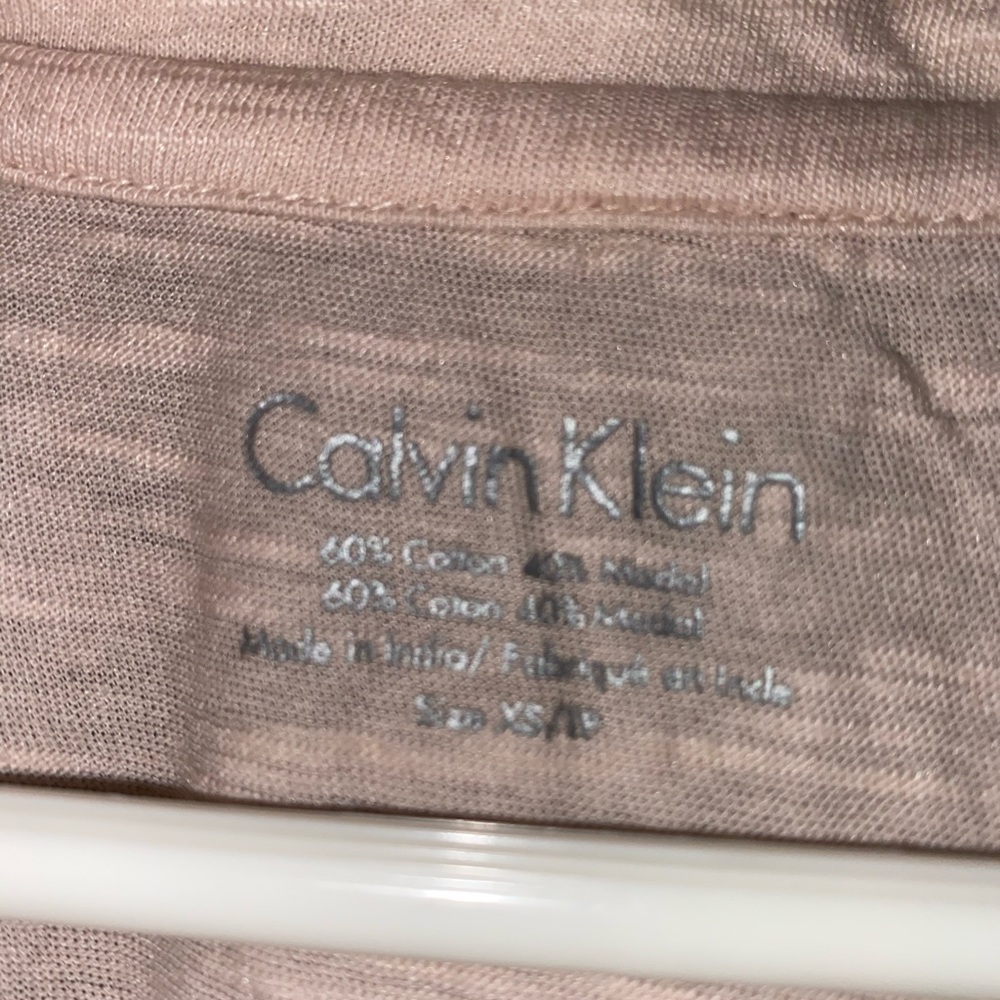 Calvin Klein Tee - Picture 2 of 2